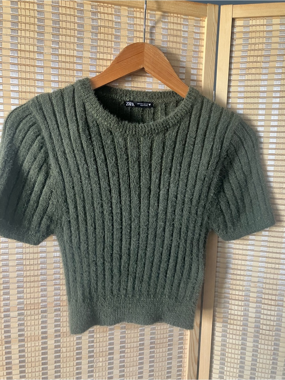 ZARA Sage Green Fuzzy Ribbed Short Sleeve Knit Top - Size S